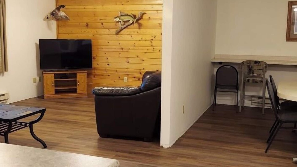 Devils Lake Condo | Deluxe 2 Bedrooms Ground Level Condo 2 bathrooms