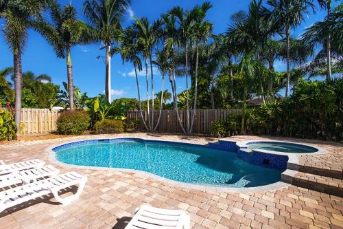 Dania Beach House | Deluxe 5BR Home in Dania Beach near Beach, Casino, Heated Pool
