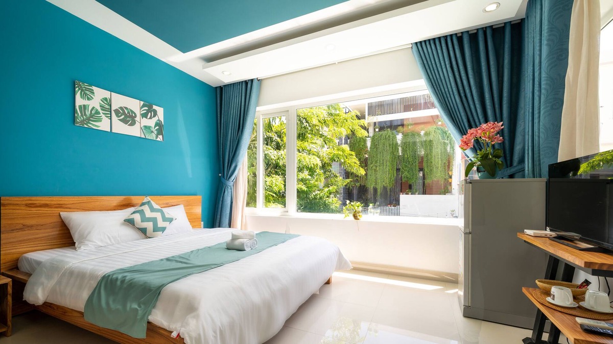 Cam Pho Villa | deluxe double room with balcony - Đào Tiên homestay