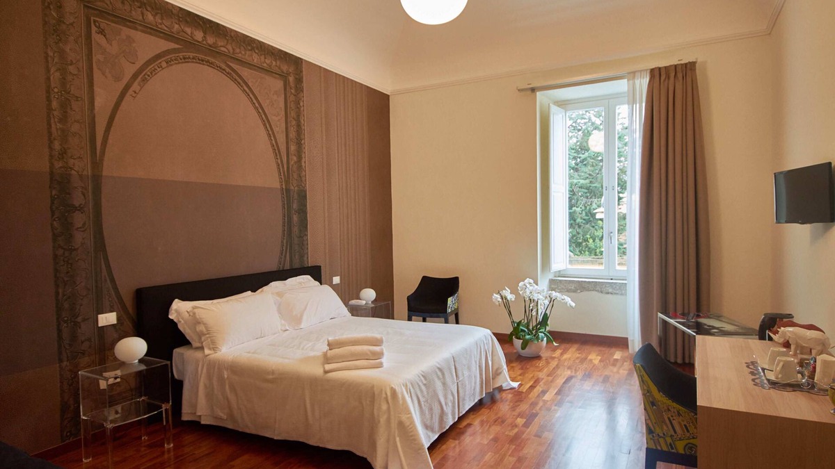 Centro Storico House | Deluxe Double Room - Artistic Charming House Caserta