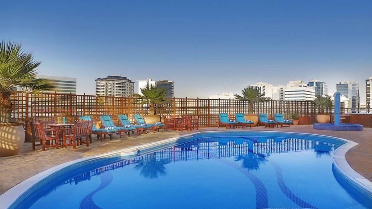 Deira Apartment | Deluxe Family Suite with Hall and Kitchen-Near Deira City Center-Near Metro
