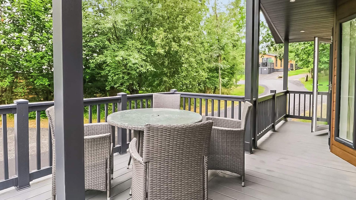 Allithwaite Ski Chalet | Deluxe lodge designed with luxury in mind.