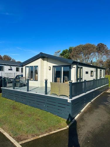 Woodhorn Resort | Deluxe Lodge on Holiday Park Site