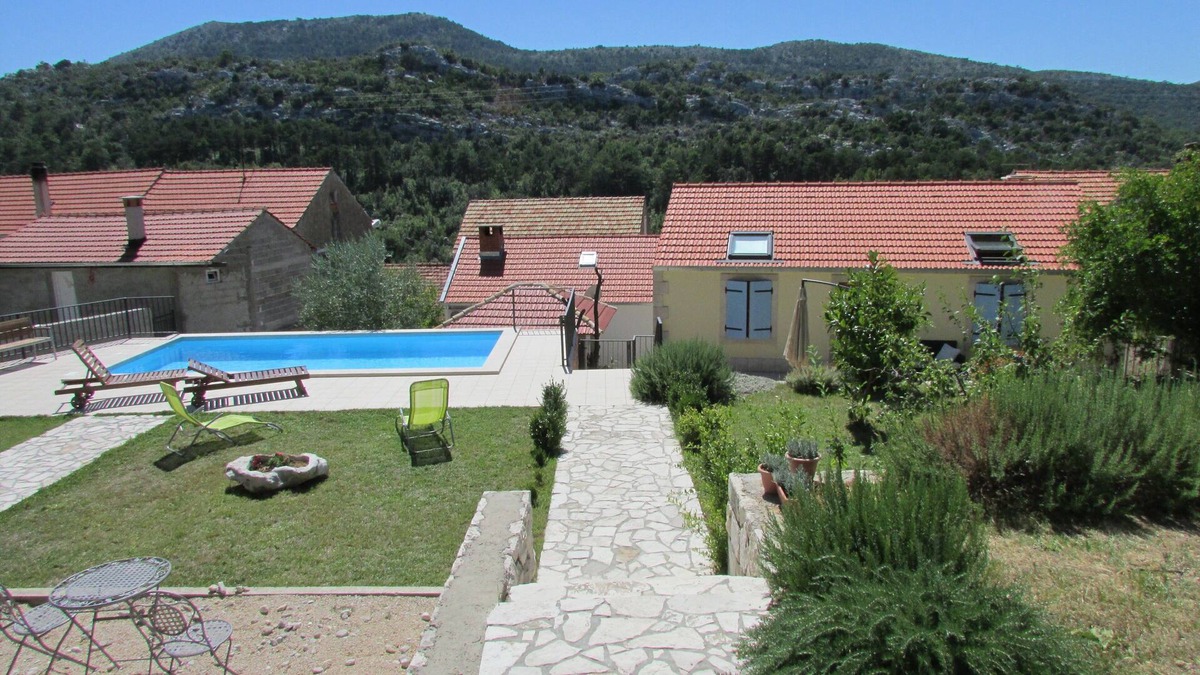 Donja Banda Apartment | Deluxe Peljesac Villa | Holiday Home Stari Zoganj | 2 Bedrooms | Swimming Pool