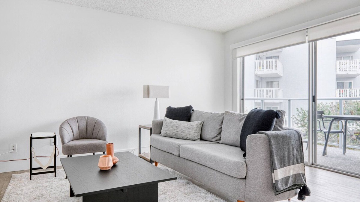 South Redondo Apartment | Deluxe Redondo Beach 1BR w/Pool, Gym & W/D, walk to Beach, by Blueground