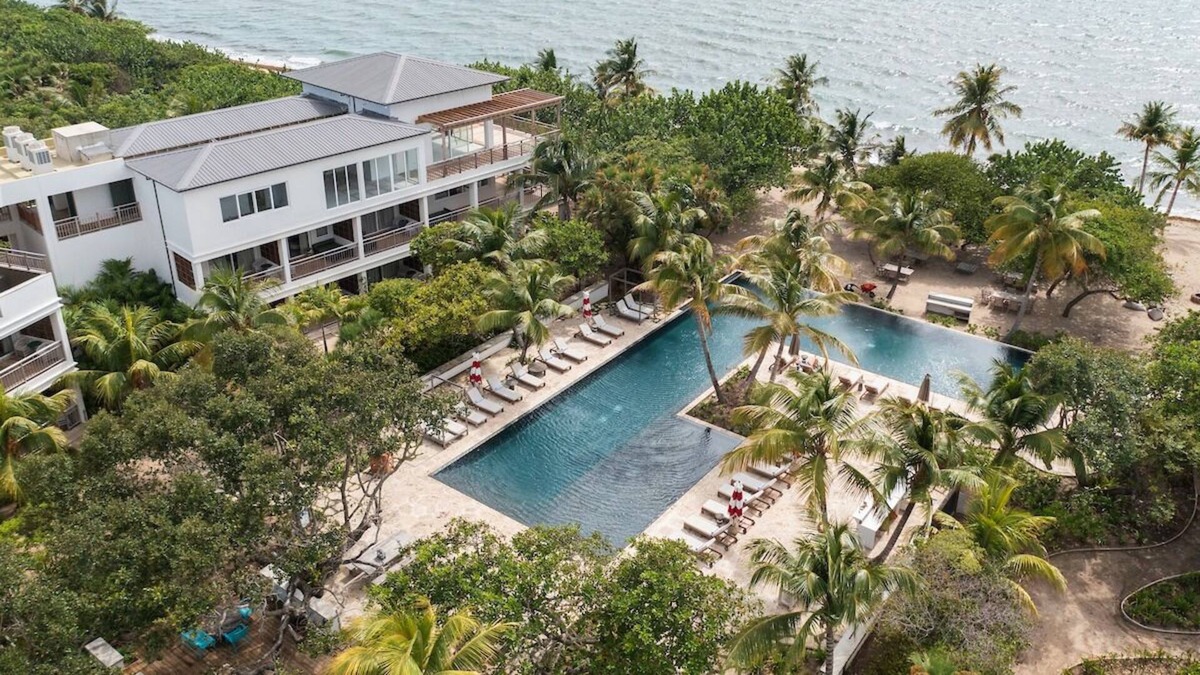 Plantation House | Deluxe Room at Itzana Resort