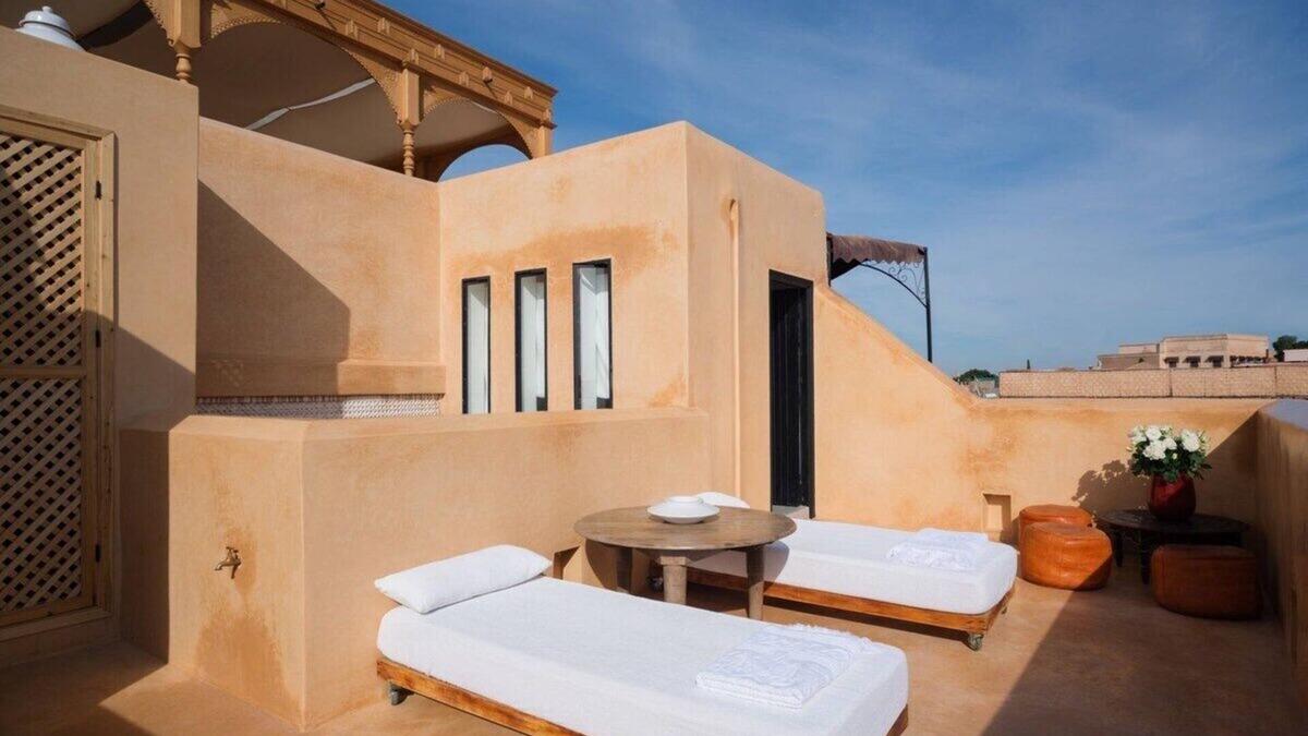 Bab Doukkala Villa | Deluxe Room Key Hook – Interior Courtyard View