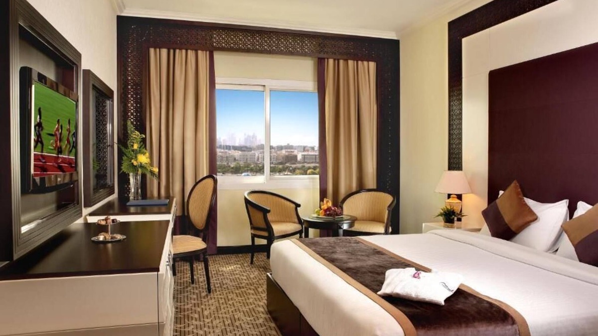 Al Rigga House | Deluxe Room Near Baniyas Square Metro Station