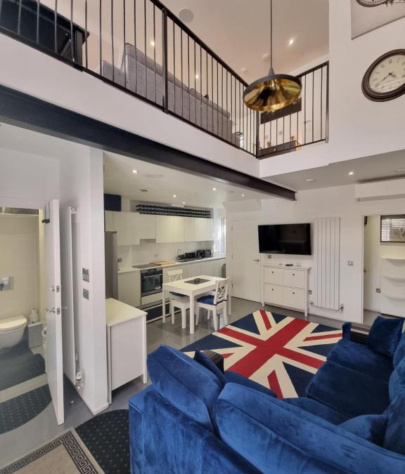 Weavers House | Deluxe Townhouse Zone 1 Brick Lane