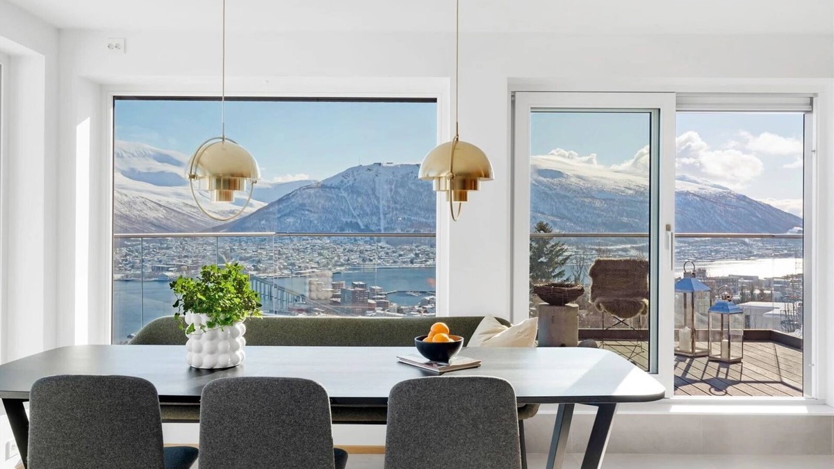Tromso Villa | Deluxe Villa by Paramount