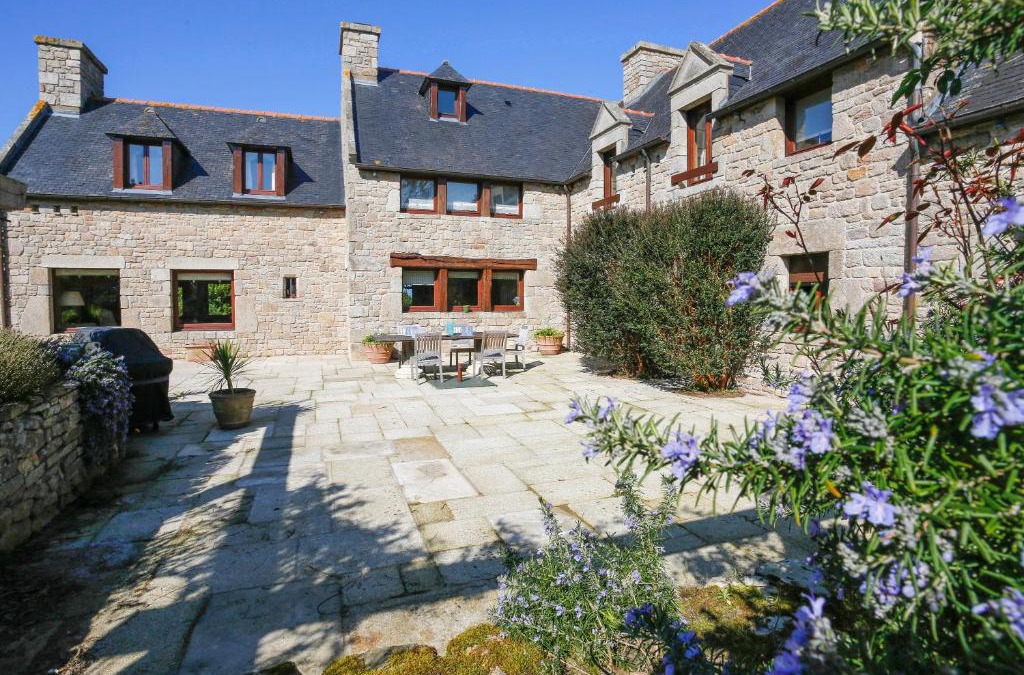 Saint-Cast-le-Guildo House | Demeure des Hauts Champs - à 800m de la plage de Pen Guen