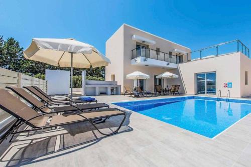 Pegeia Villa | Demitrios Vine