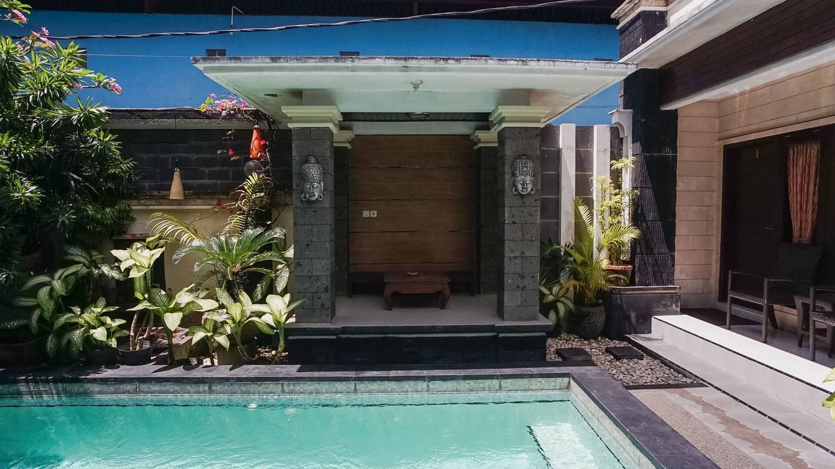 By Pass Ngurah Rai House | Denays Guest House Jimbaran