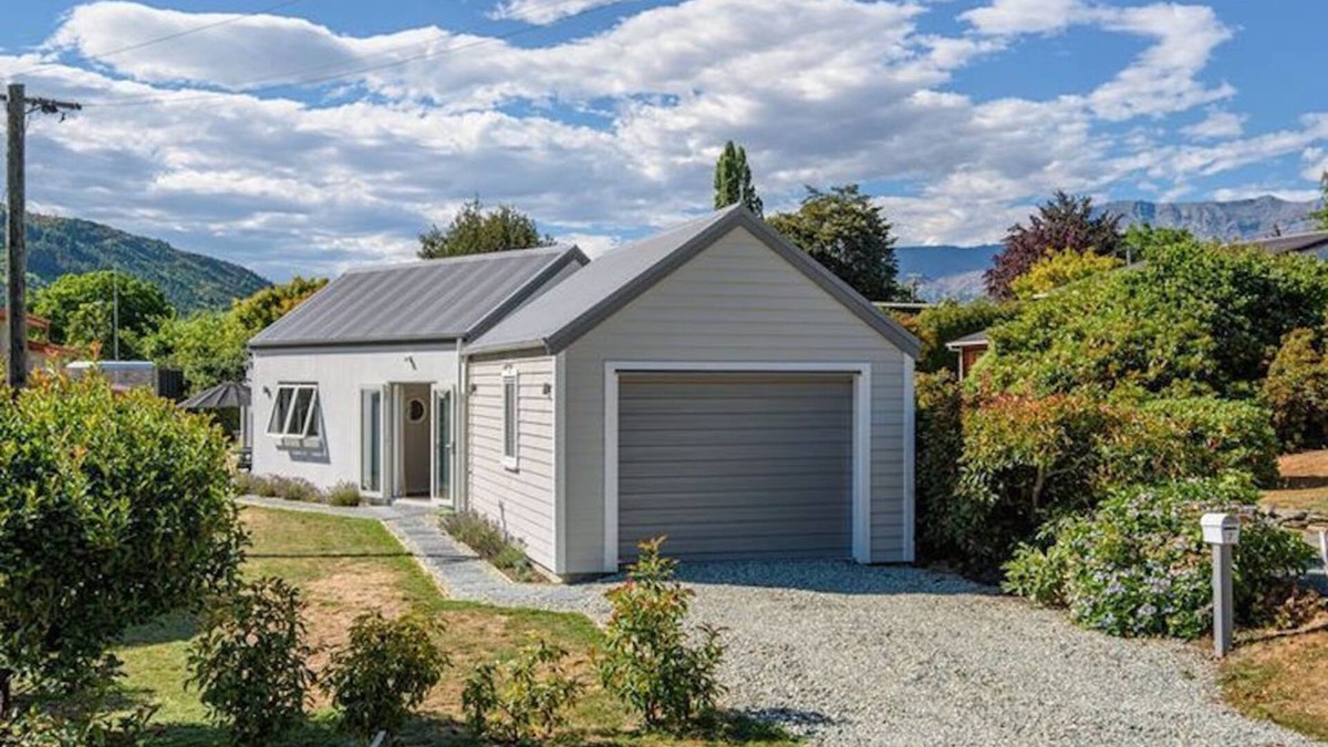 Arrowtown House | Denbigh Escape - Perfect location, family-friendly!