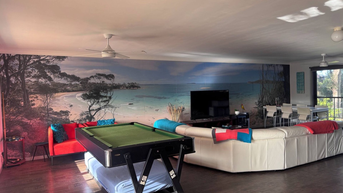 Denhams Beach House | Denhams Beach House (with tennis court/pool/wifi!)