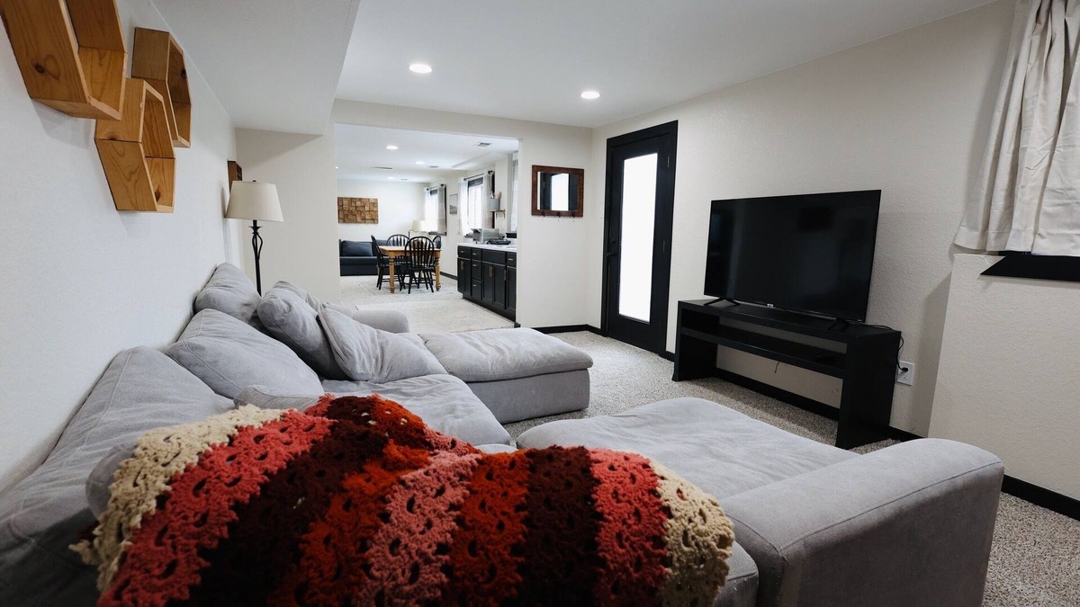 Southeast Apartment | Denver 2-bed basement with Wi-Fi , AC near mountains, airport, and downtown.