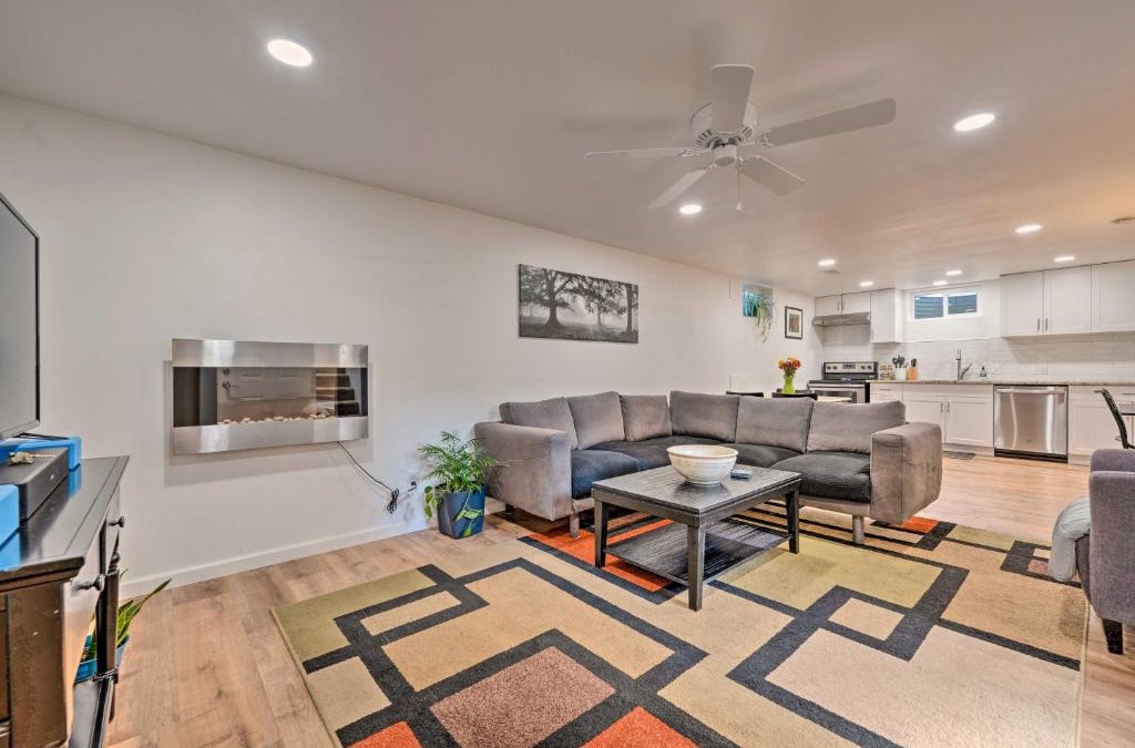 Club Crest House | Denver Area Duplex with Patio Walk to Park!