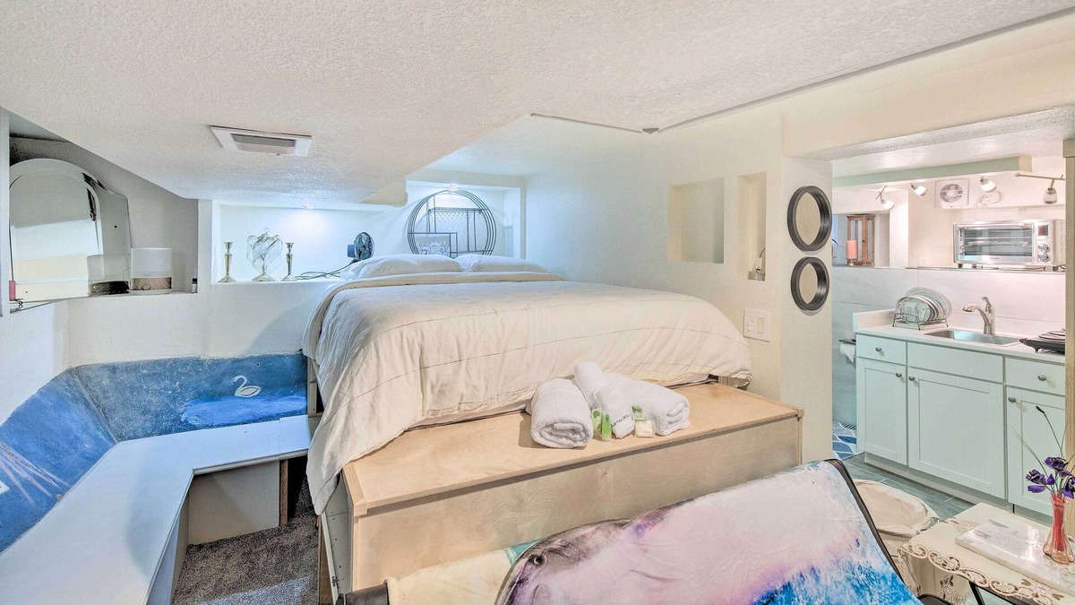Whittier Apartment | Denver Studio: Walkable to City Park + Dining