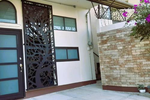 Atlixco Apartment | Departamento Árbol