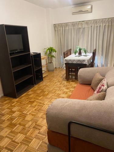 Caballito Apartment | Departamento excelente, 3 ambientes en Caballito, balcón a la calle