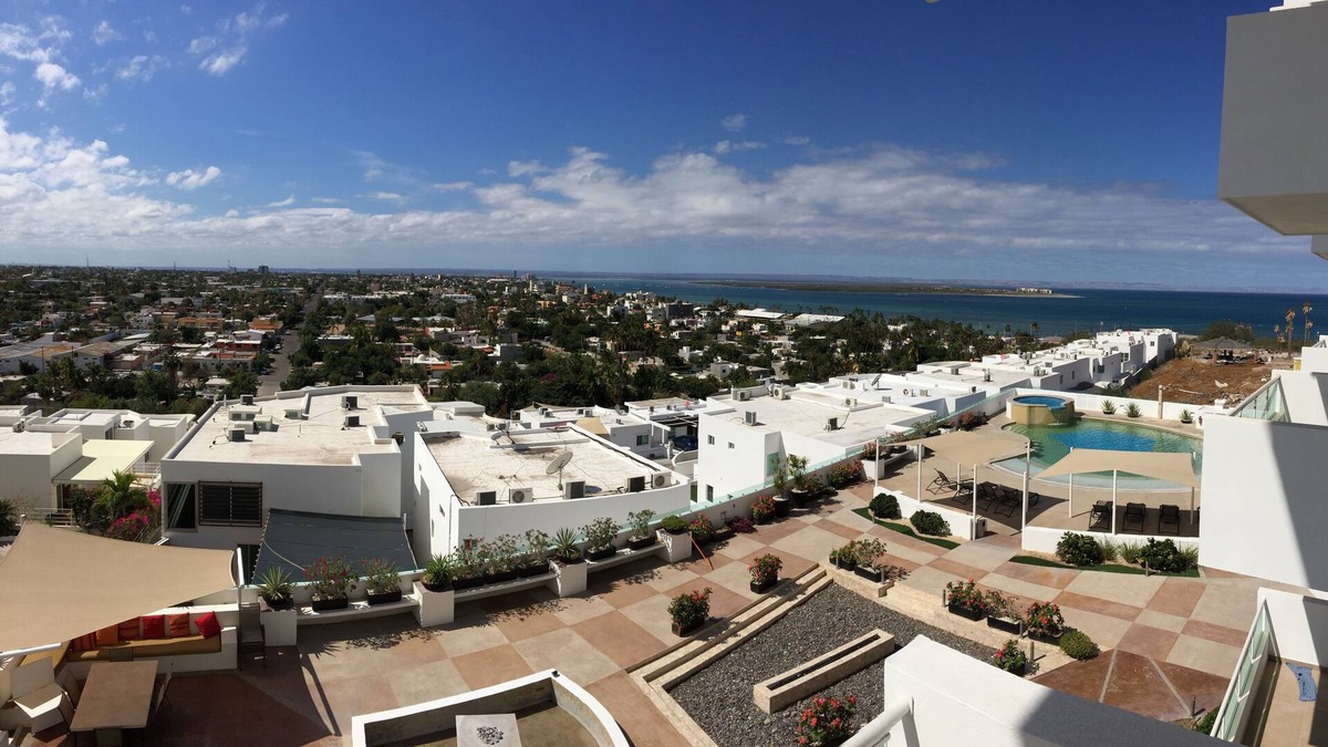 Colina del Sol Condo | Departamento tranquilo ubicado cerca del mar by alttus