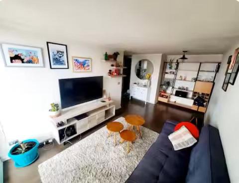 Nunoa Apartment | Depto full cercano a metro, Parking, Piscina, Check in 24-7