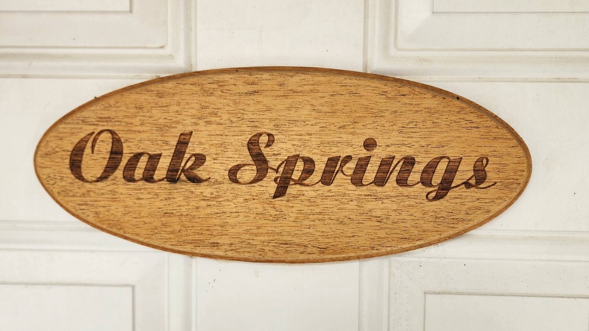 Maupin Apartment | Deschutes Motel - Oak Springs - Queen Suite w/1 Queen Bed