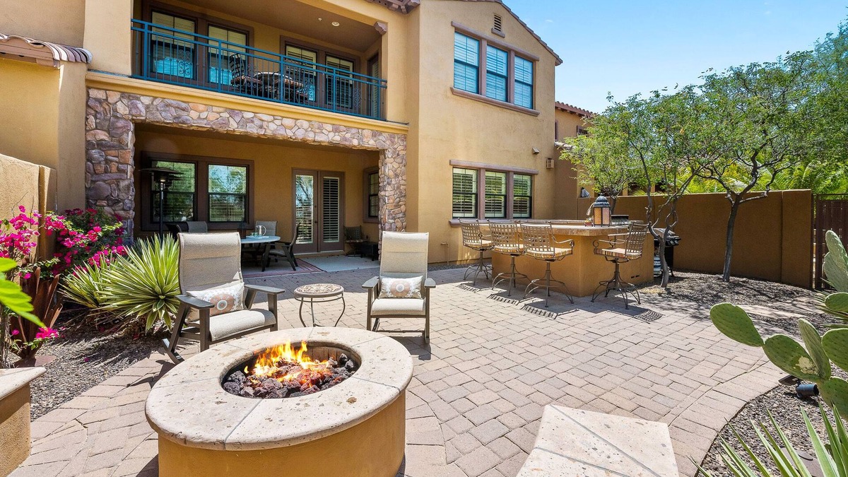 Talon Retreat House | Desert Dream Stay: Tuscan Townhome w/Sunset, Golf & Mountain Views