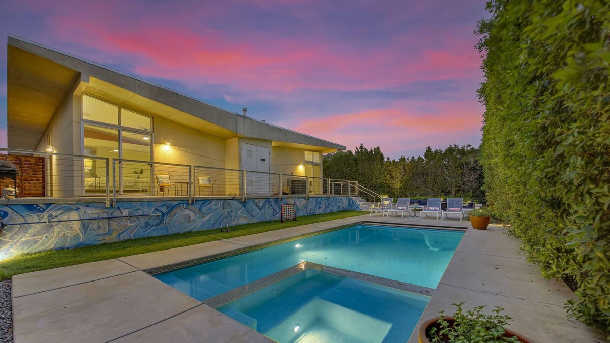 Desert Hot Springs House | Desert Dream: Pool, Spa, Fire Pit, BBQ, Balcony!