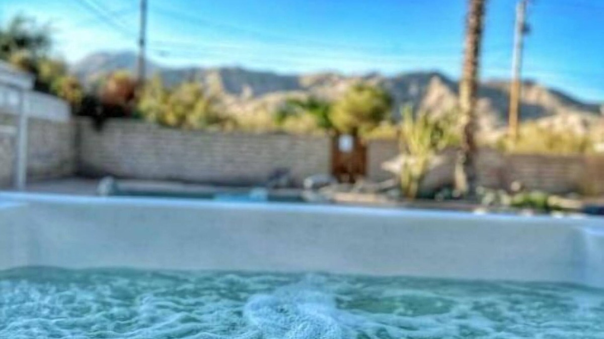 Morongo Valley House | Desert Dreamin' Modern Pool and Spa