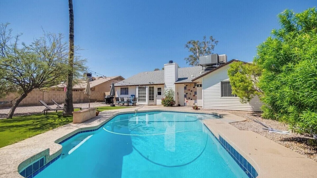 Chandler House | Desert Escape in Chandler – Pool, Games & Modern Comfort