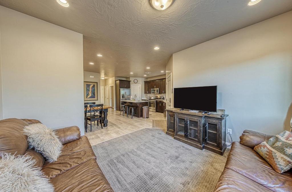 Sienna Hills House | Desert Glow
