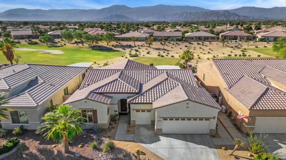 Indio House | Desert Golf Oasis in Indio, CA. Amazing Views, Spool, Community Amenities!