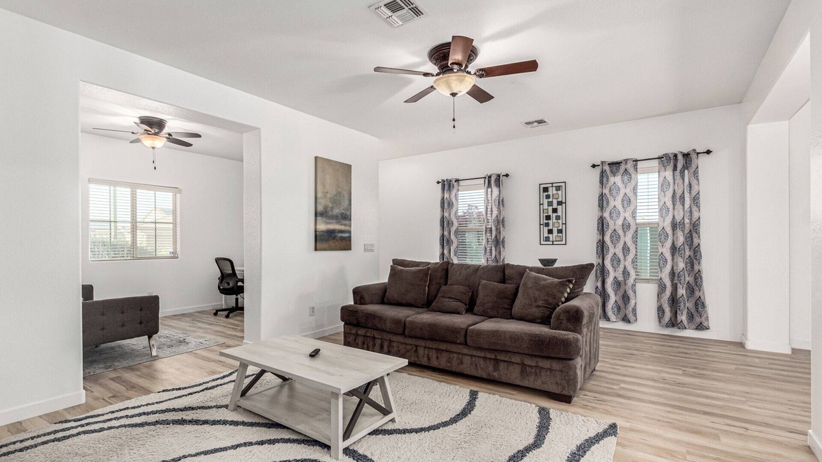 Buckeye House | Desert Haven Hideaway