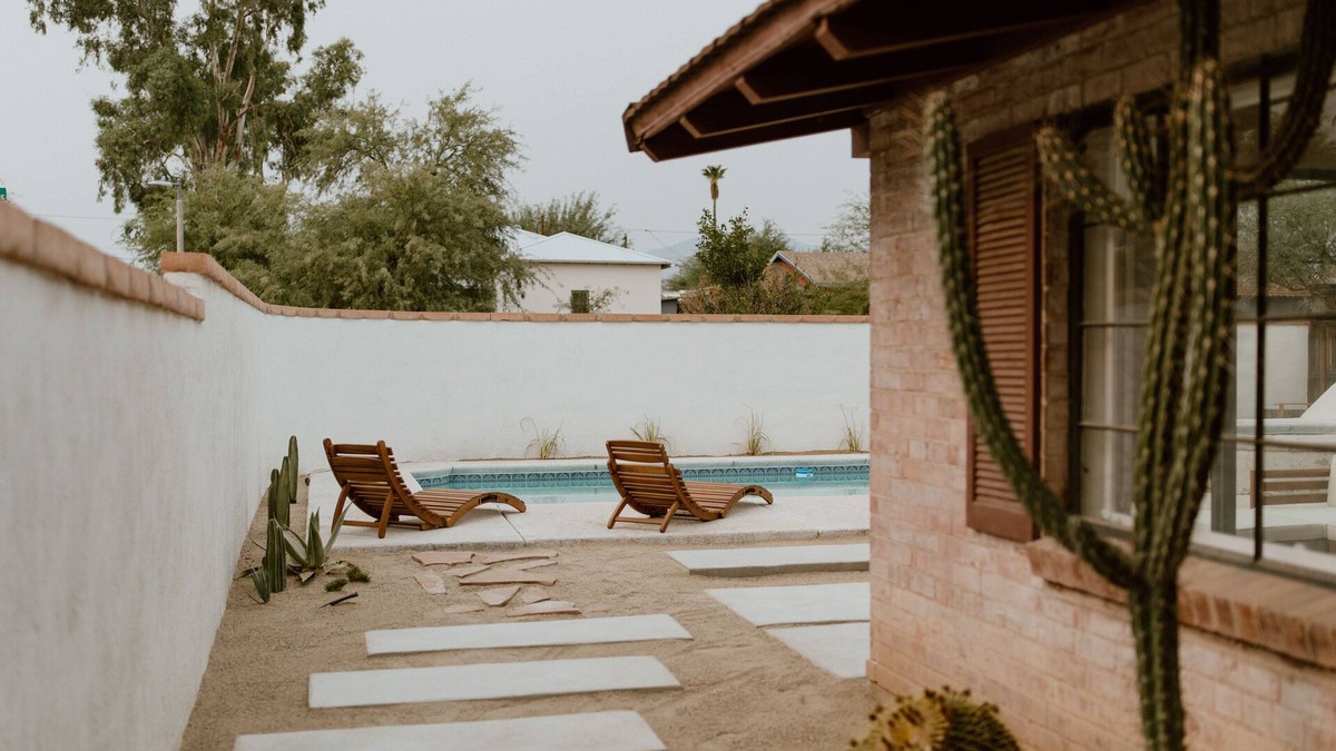 Sam Hughes House | Desert Hues - A Private & Spacious Retreat w/Pool