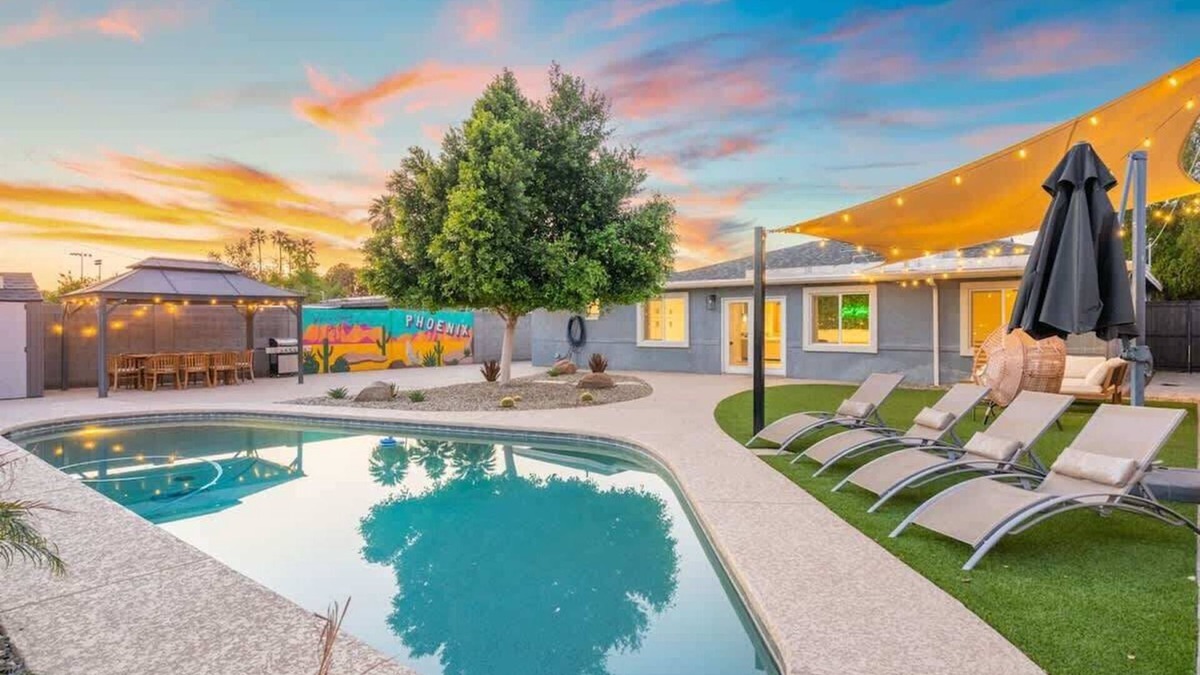 Camelback East House | Desert Luxe 5BR | Games | Heated Pool | BBQ Grill