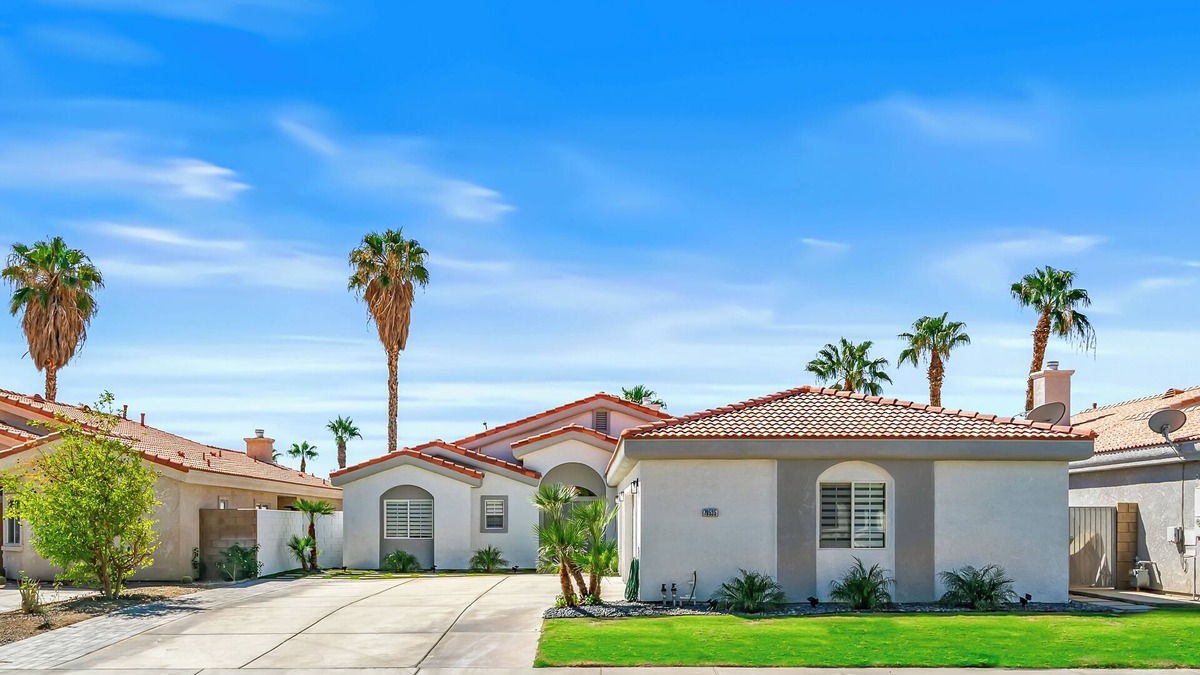 Sonrisa House | Desert Oasis Retreat with Private Pool & Mountain Views