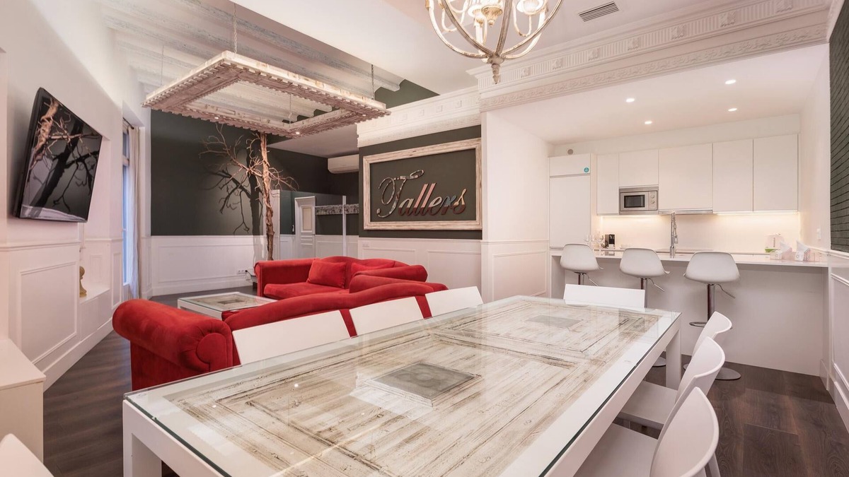 El Raval Apartment | Design and comfort on the Rambla
