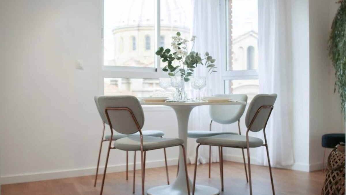 Castello de la Plana Apartment | Design apartment in the center