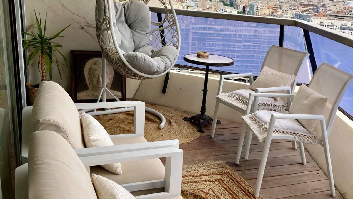 Le Rouet Apartment | Design apartment on the 21st floor overlooking the Stade Velodrome and near the beach