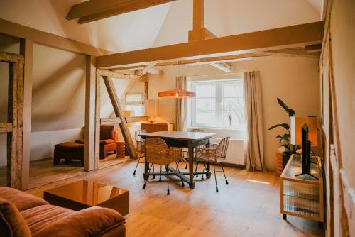 Schmilau Apartment | Design Hideaway On The Lauenburg Lake District