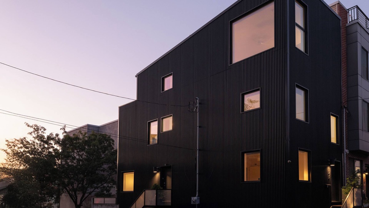 Brewerytown Apartment | Designer 2-Bed Loft in Art Museum Area w/Patio