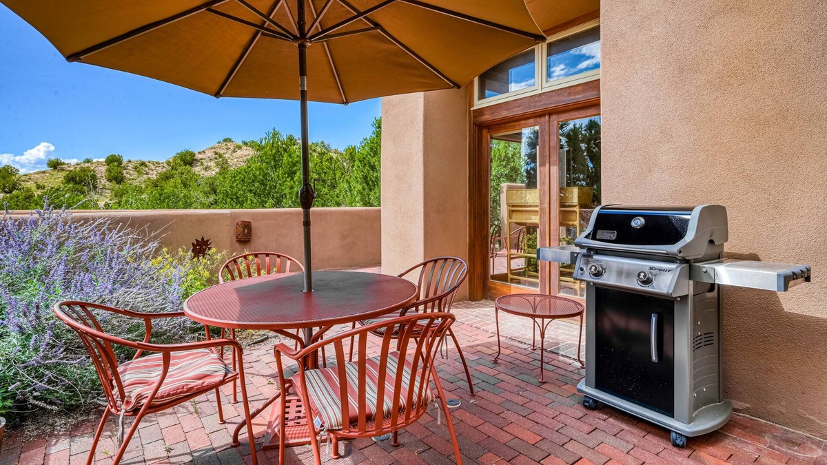 Nambe Pueblo Condo | Designer Condo at Pueblo Encantado w/ All-Season Heated Pool - Close to Plaza