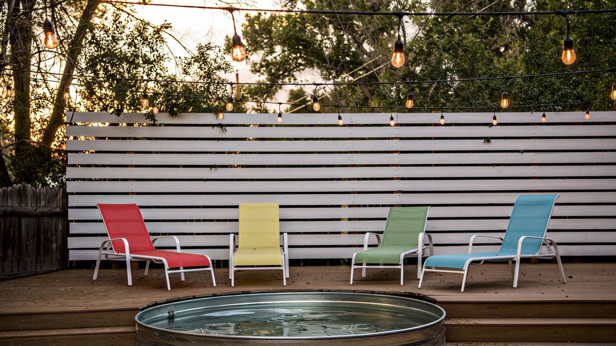 Southeast House | Designer Home & Yard, 15 mins to Downtown Denver