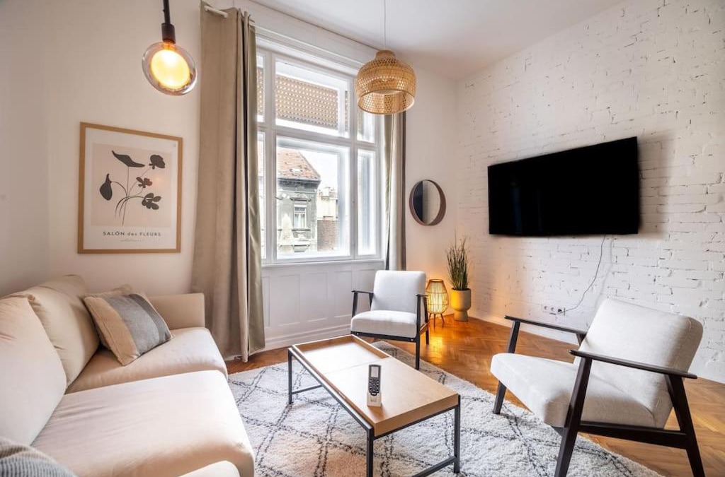 Erzsebetvaros Apartment | Designer Two Bedroom Apartment