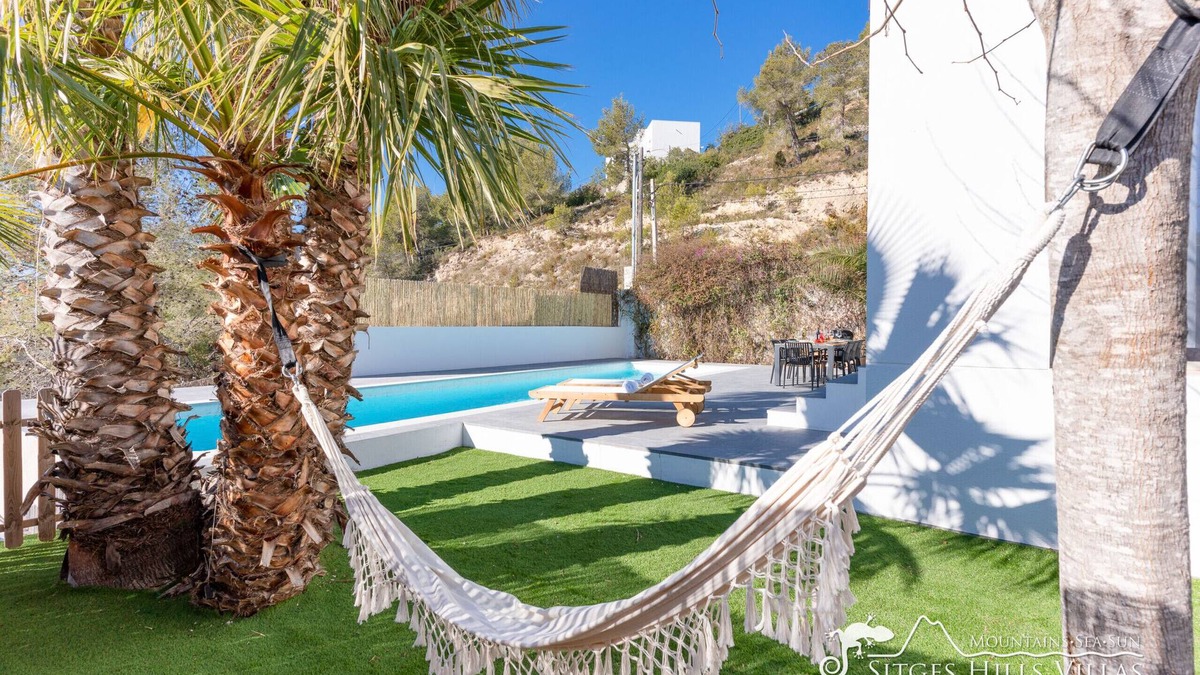 Olivella Villa | Designer Villa Elodie with private pool and space