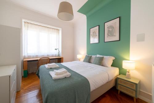 Pena Apartment | Desterro 4 - Historical four-bedroom apartment