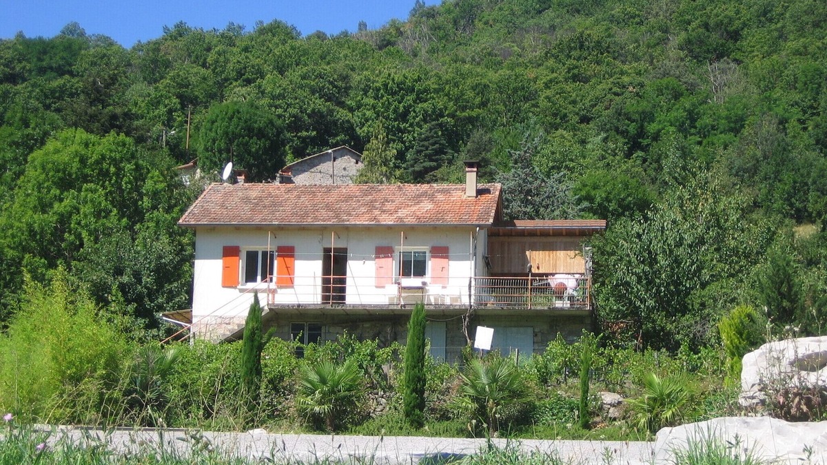 Saint-Pierre-de-Colombier House | Detached house in natural park, Private river access