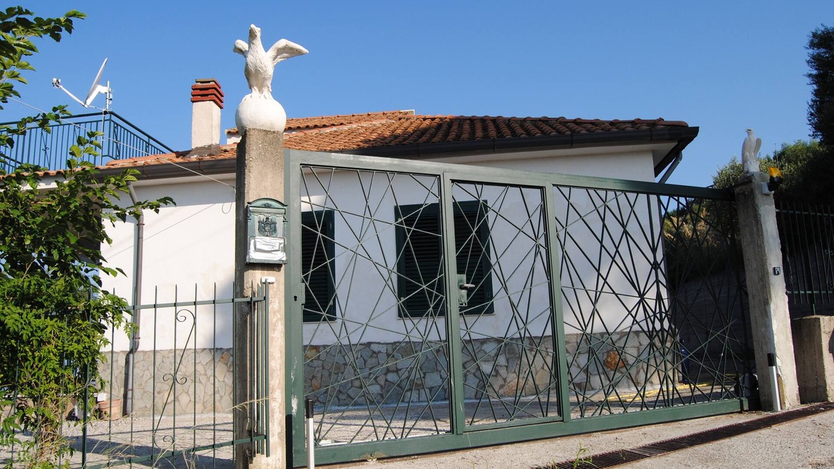 San Marco di Castellabate House | Detached house with great views of the sea and mountains, ideal with a dog