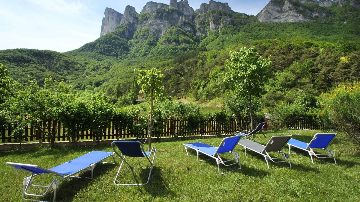 Chastel-Arnaud House | Detached 135 m2 house at 650 m altitude between Vercors and Provence.